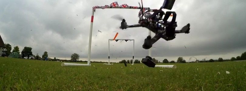 Carrera de drones del equipo Mad Dogs