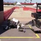Caídas de robots en el DARPA Robotics Challenge
