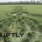 Vídeo en dron mostrando las marcas «extraterrestres» en los campos americanos