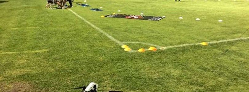 Piloto australiano rompe las barreras internacionales en las carreras de drones