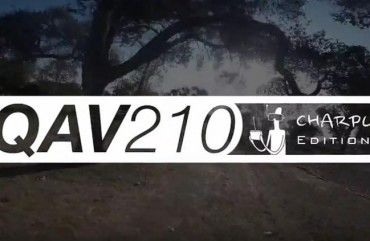 ¿Te gustan los drones de carreras? Mira este vídeo y alucina con el control