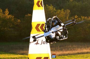 Jetson presenta las primeras carreras de eVTOL con piloto en acción