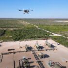 Detectan fugas de metano con drones inteligentes que revolucionan el sector del petróleo en EEUU